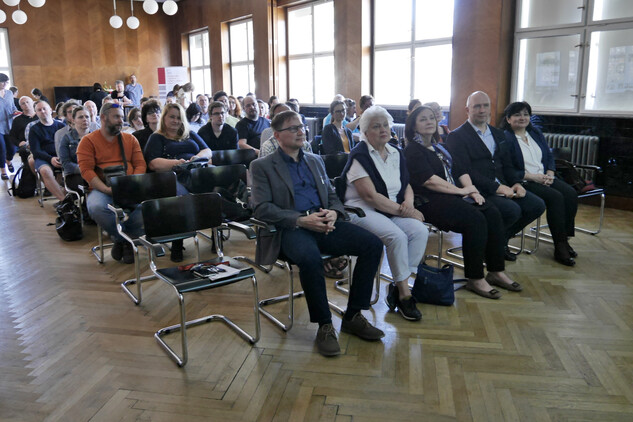 Účastníci konference v prezentačním sále